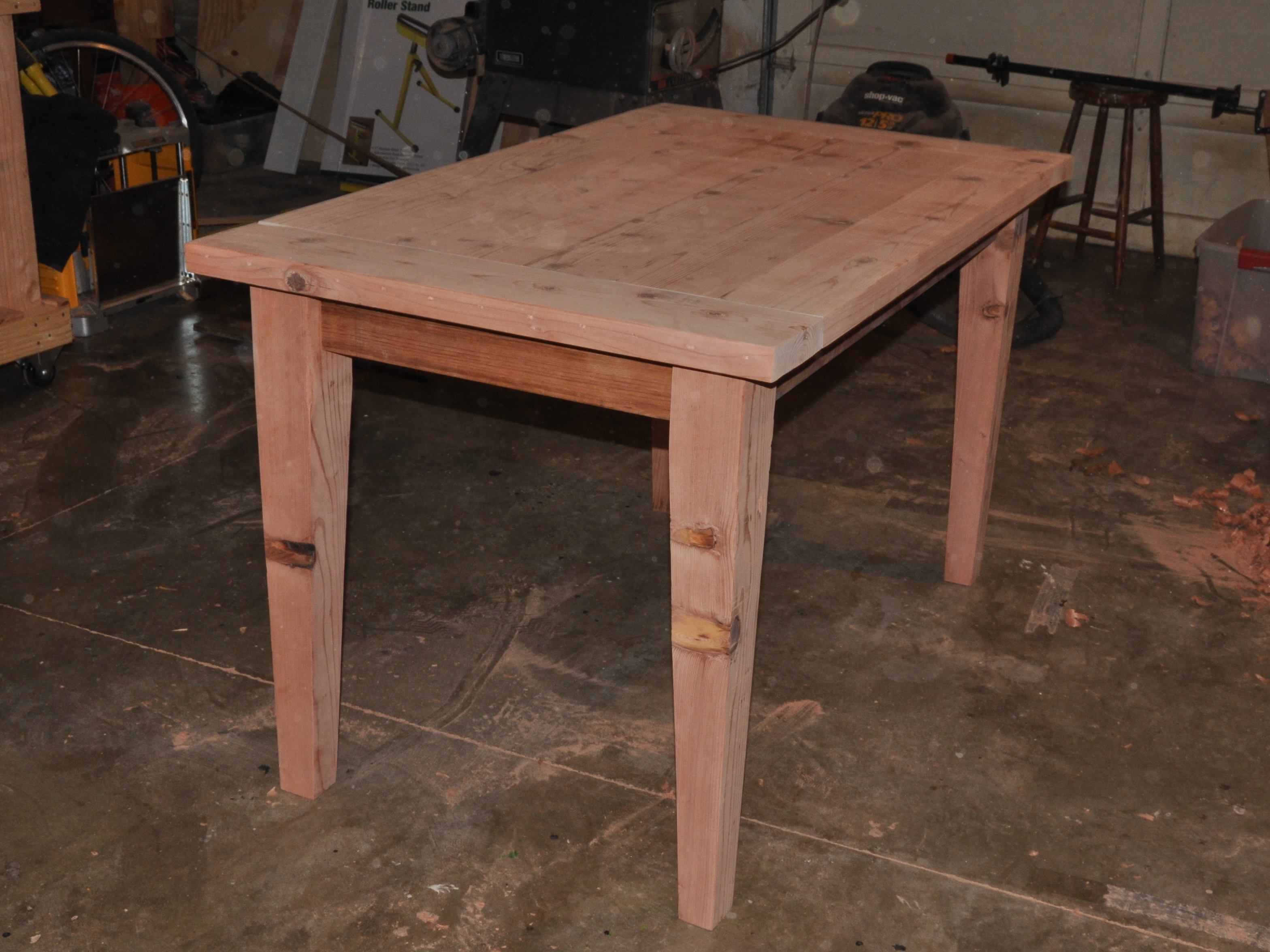 make a wooden table that is easily disassembled make: