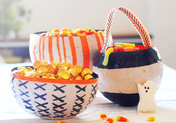 How-To: Papier-MÃ¢chÃ© Halloween Candy Bowls | Make:
