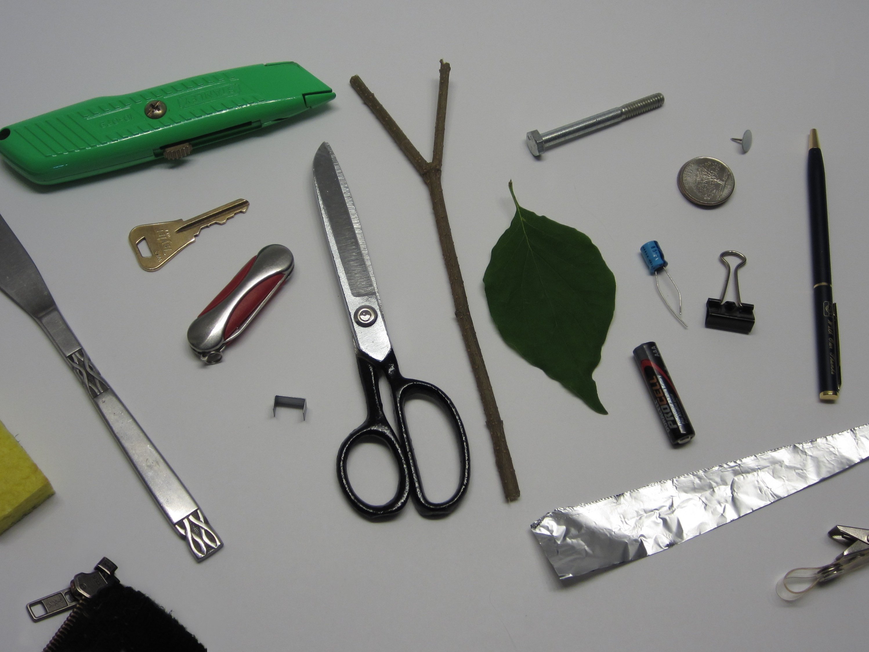 Mediaan veelbelovend Puur Make a Capacitive Stylus out of Everyday Objects | Make: