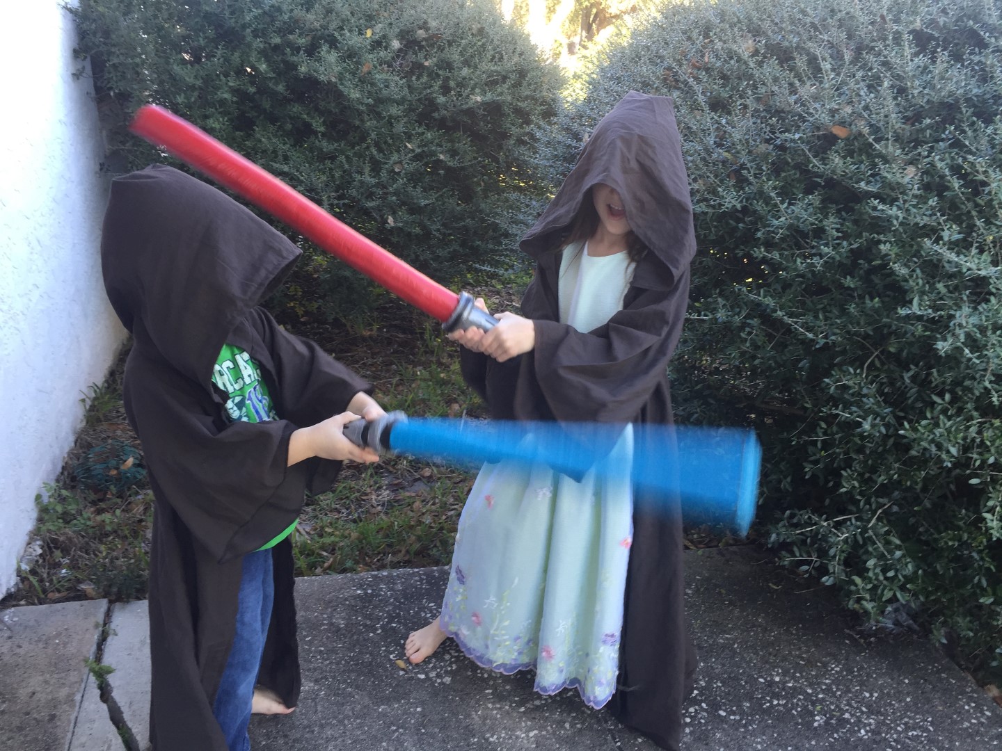 Pool Noodle Lightsaber Tutorial – Krysanthe