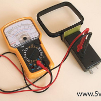 DIY: Magnetic field flux meter