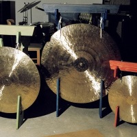 Electric gongs