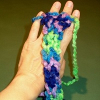 HOW TO – Finger knit