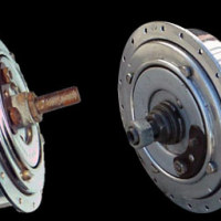 Dynohub multi-pole alternator