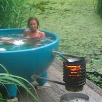 No-electricity hot tub