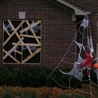 DIY Halloween: Boarded up windows