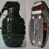 Hand grenade mouse