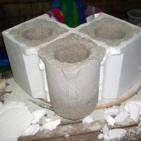 How-to: Cast concrete planters using packing inserts