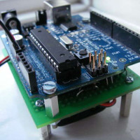 Arduino AA undershield