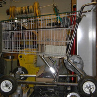 LOLrioKart: Motorized shopping cart racing