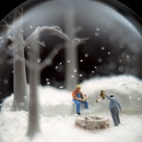 Mayhem and chaos in snow globes