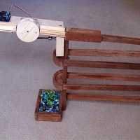 Automatic motorized marble run