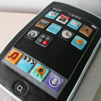 iPod birthday cake