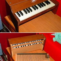 Toy piano modding