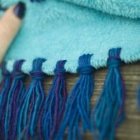 How To: Make a No-Sew Blanket with Yarn Fringe