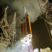 Gorgeous Delta IV Heavy launch photo