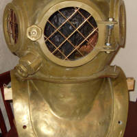 How-To:  Build a vintage diving helmet prop