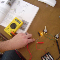 Jim Kelly’s Make: Electronics lab update