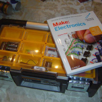 A Make: Electronics lab journal