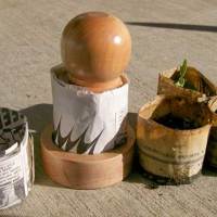 Clever die makes biodegradable seedling pots from newspaper