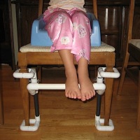 How-To: Kids’ dining footrest