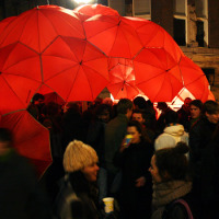 Umbrella buckyball bar