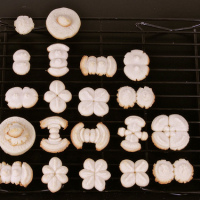 Hydrogen orbital cookies