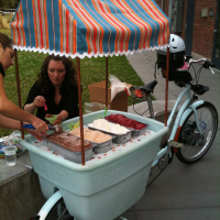 Gelato vending cargo bike mod