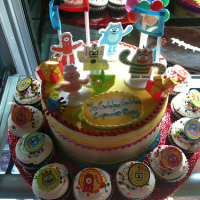 A Bakery’s Cupcake Cake Take on Yo Gabba Gabba!