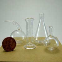 Lilliputian chemistry glassware