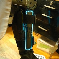 Tron knee brace