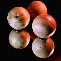 How to: Turn Perfect Wooden Spheres on a Lathe