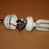 Circuitry, Anatomy, and Repair Tips for Common CFL Lamps