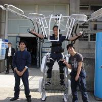 “Skeletonics” Exoskeleton Is Kinda Like Stilts For Your Whole Body