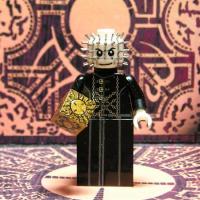 Pinhead Minifig