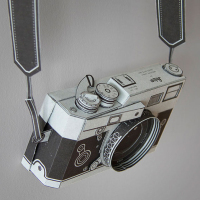 Papercraft Leica Pinhole Camera