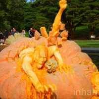 The Crazed Pumpkin Art of Ray Villafane