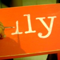 How-To: Paint Perfect Letters on Wood