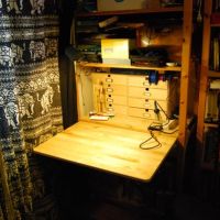 Workbench Hidden in an Ikea Shelf