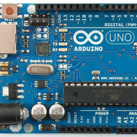 In the Maker Shed: New Arduino UNO Revision 3