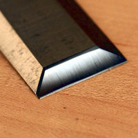 How-To:  Sharpen a Chisel (When You’re Serious About It)