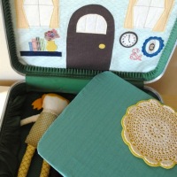 How-To: Suitcase Dollhouse