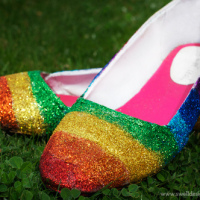 How-To: Rainbow Glitter Shoes