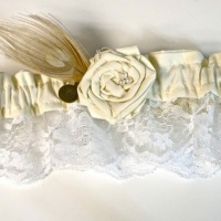 How-To: Sew a Garter
