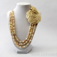 How-To: Freshwater Pearl Necklace with Asymmetrical Roses