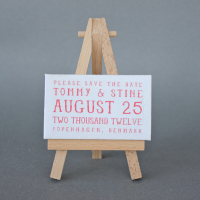 How-To: Mini Easel Save the Dates