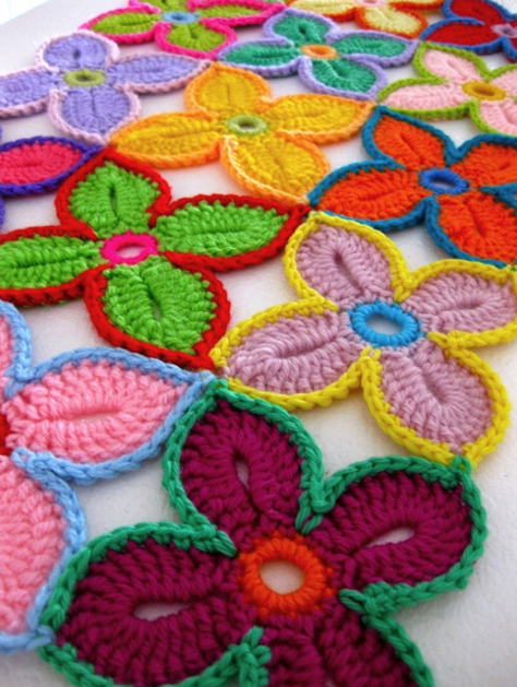 How-To: Colorful Crochet Hawaiian Flowers