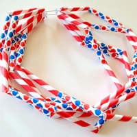 How-To: Festive Jonathan Adler Diet Pepsi Straw Necklace