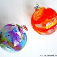 How-To: Melted Crayon Ornaments