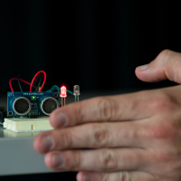 Build a Hot/Cold Detector with LEDs